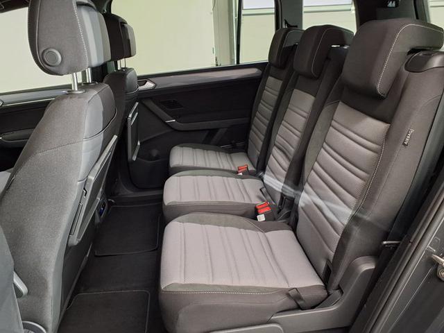 Volkswagen Touran Highline R-Line 1.5 TSI 7-Gang-DSG 