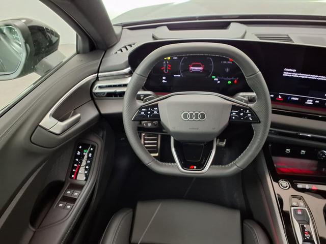 Audi A5 Avant S line 2.0 TFSI 7-Gang tronic quattro 