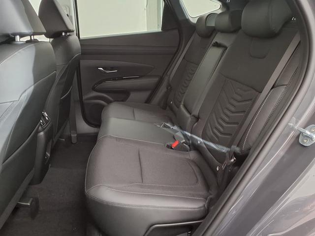 Hyundai TUCSON Select Plus 1.6 T-GDI 4WD 7-Gang Automatik 