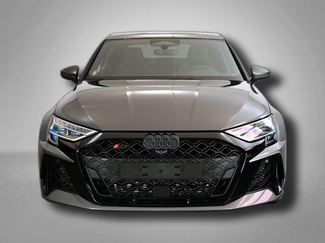 Audi RS3 2.5 TFSI 7-Gang S tronic quattro 