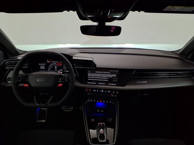 Audi RS3 2.5 TFSI 7-Gang S tronic quattro 
