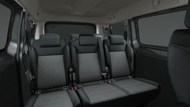 Opel Zafira Edition 2.2 Diesel 8-Gang Automatikgetriebe 