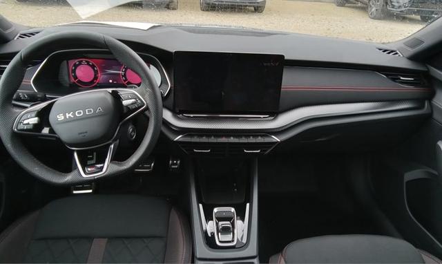 Skoda Octavia Combi RS 2.0 TSI 7-Gang-DSG 