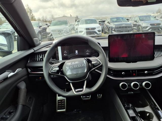 Skoda Superb Combi Sportline 2.0 TDI 7-Gang-DSG 4x4 