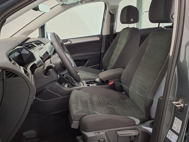 Volkswagen Touran Life Plus 1.5 TSI 7-Gang-DSG 