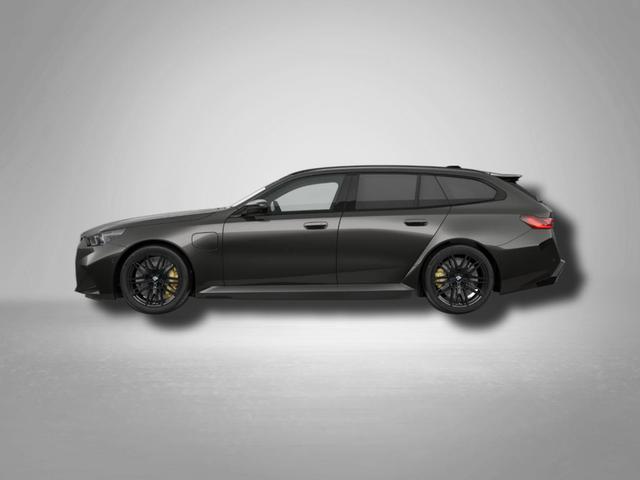 BMW M5 M 4.4 V8 Plug in Hybrid 8-Gang Steptronic 