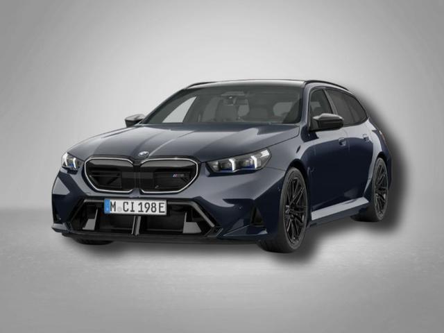 BMW M5 - M 4.4 V8 Plug in Hybrid 8-Gang Steptronic