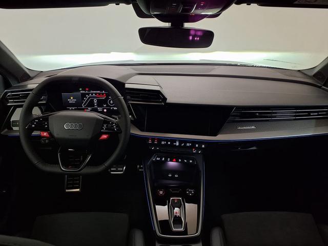 Audi RS3 2.5 TFSI 7-Gang S tronic quattro 