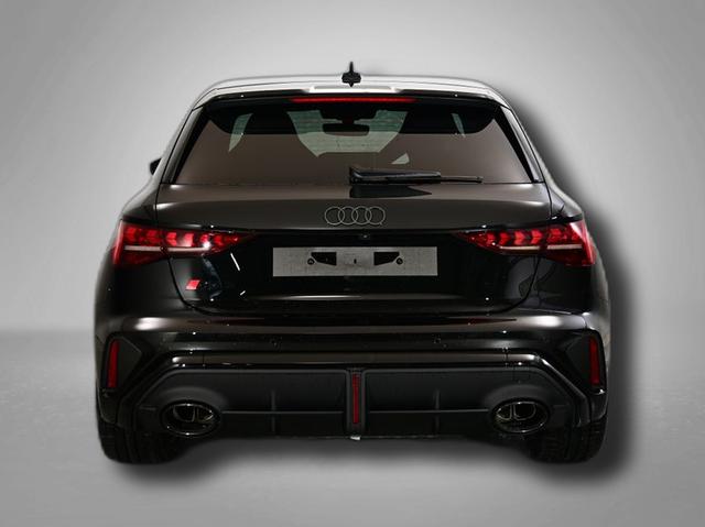 Audi RS3 Sportback 2.5 TFSI 7-Gang S tronic quattro 