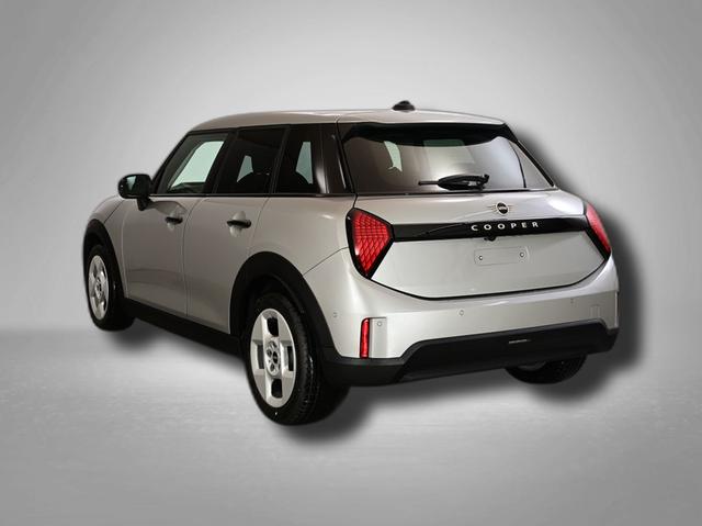 MINI Cooper C Essential Trim 1.5 7-Gang Steptronic 