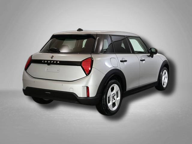 MINI Cooper C Essential Trim 1.5 7-Gang Steptronic 