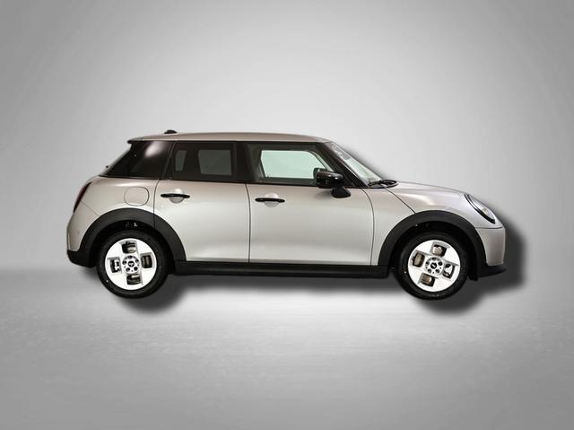 MINI Cooper C Essential Trim 1.5 7-Gang Steptronic 