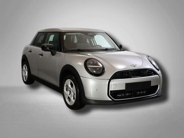 MINI Cooper C Essential Trim 1.5 7-Gang Steptronic 