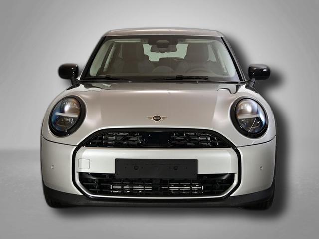 MINI Cooper C Essential Trim 1.5 7-Gang Steptronic 