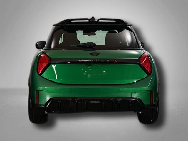 MINI Cooper S John Works Trim 2.0 7-Gang Steptronic 