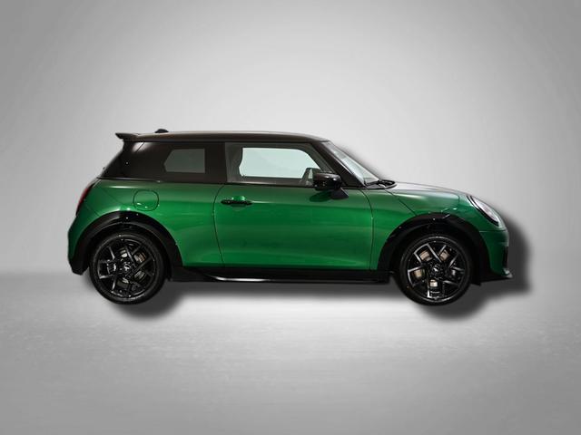 MINI Cooper S John Works Trim 2.0 7-Gang Steptronic 