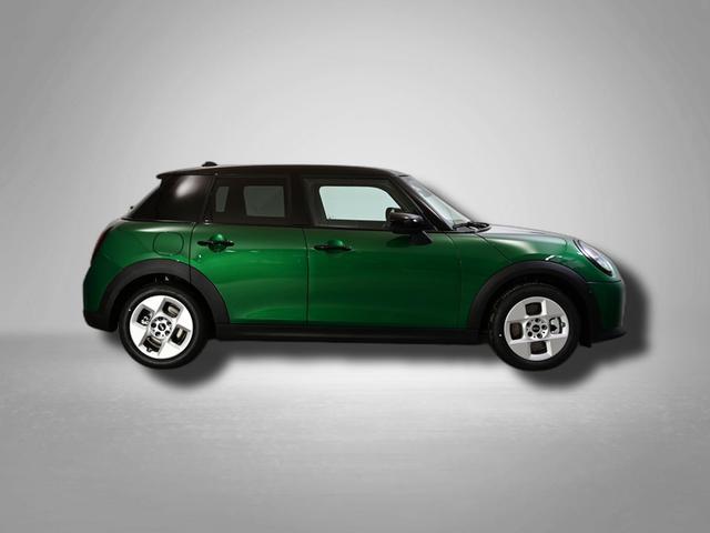 MINI Cooper C Essential Trim 1.5 7-Gang Steptronic 