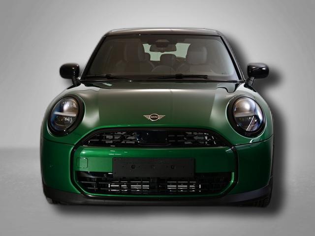 MINI Cooper C Essential Trim 1.5 7-Gang Steptronic 