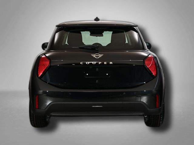 MINI Cooper C Essential Trim 1.5 7-Gang Steptronic 