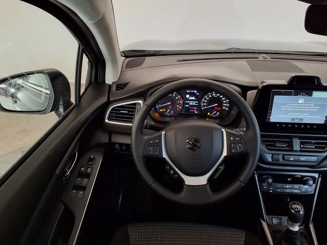 Suzuki S-Cross Comfort 1.4L Boosterjet 6 MT 4 WD 