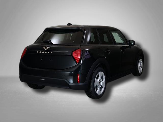 MINI Cooper C Essential Trim 1.5 7-Gang Steptronic 