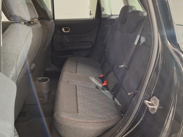 MINI Cooper C Essential Trim 1.5 7-Gang Steptronic 