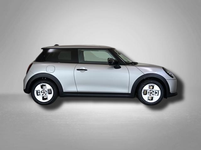 MINI Cooper C Essential Trim 1.5 7-Gang Steptronic 