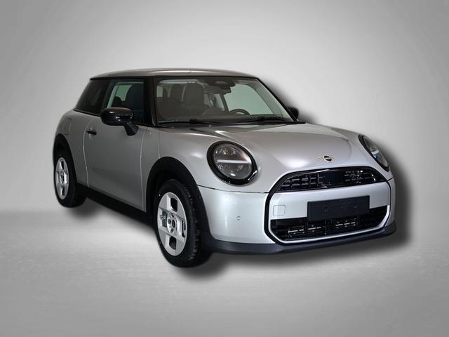 MINI Cooper C Essential Trim 1.5 7-Gang Steptronic 