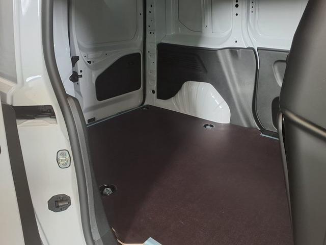 Opel Combo Cargo Kastenwagen M mit normaler Nutzlast 1.5 Diesel 6-Gang 