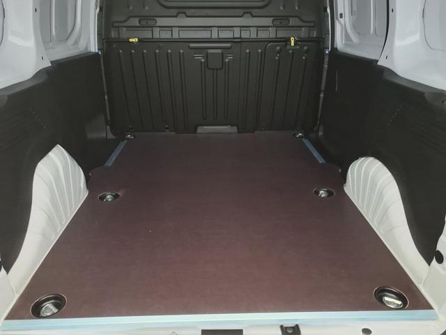 Opel Combo Cargo Kastenwagen M mit normaler Nutzlast 1.5 Diesel 6-Gang 