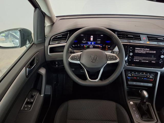 Volkswagen Touran Life Plus 1.5 TSI 7-Gang-DSG 