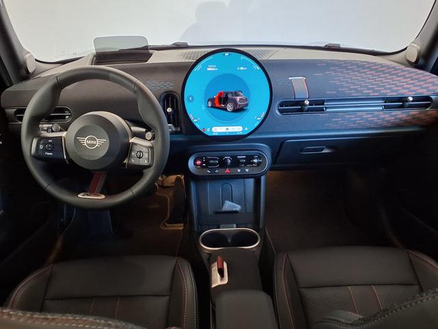 MINI Cooper S John Works Trim 2.0 7-Gang Steptronic 