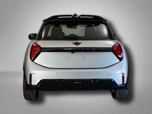 MINI Cooper S John Works Trim 2.0 7-Gang Steptronic 