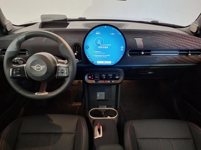 MINI Cooper S John Works Trim 2.0 7-Gang Steptronic 