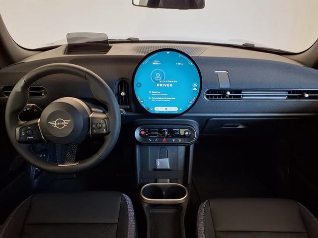MINI Cooper C Classic Trim 1.5 7-Gang Steptronic 