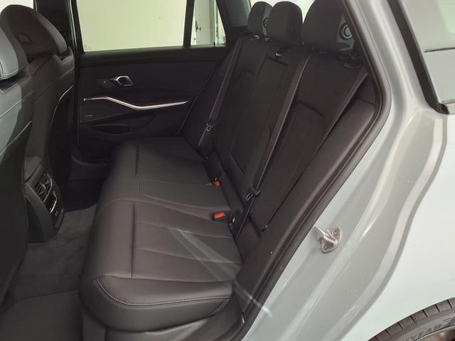 BMW 3er Touring M Sportpaket Pro M340d xDrive 