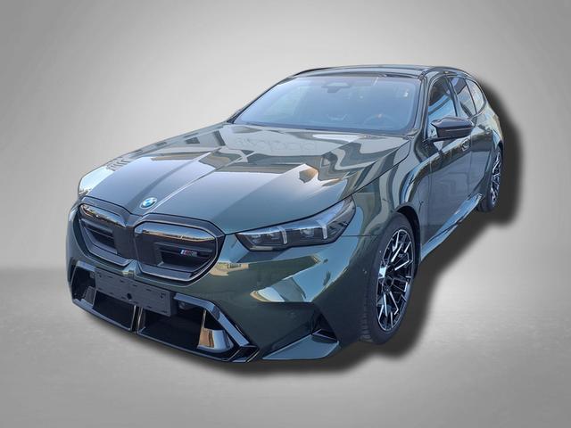 BMW M5 - M 4.4 V8 Plug in Hybrid 8-Gang Steptronic
