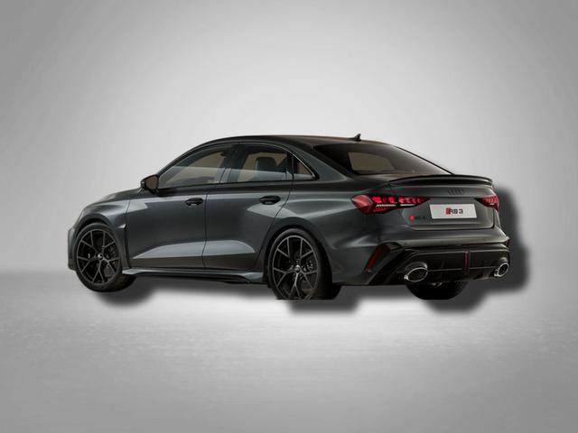 Audi RS3 Limousine 2.5 TFSI 7-Gang S tronic 