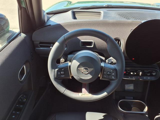 MINI Cooper S John Works Trim 2.0 7-Gang Steptronic 