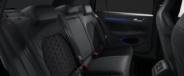 Volkswagen Golf Variant R-Line 1.5 eTSI 7-Gang-DSG 