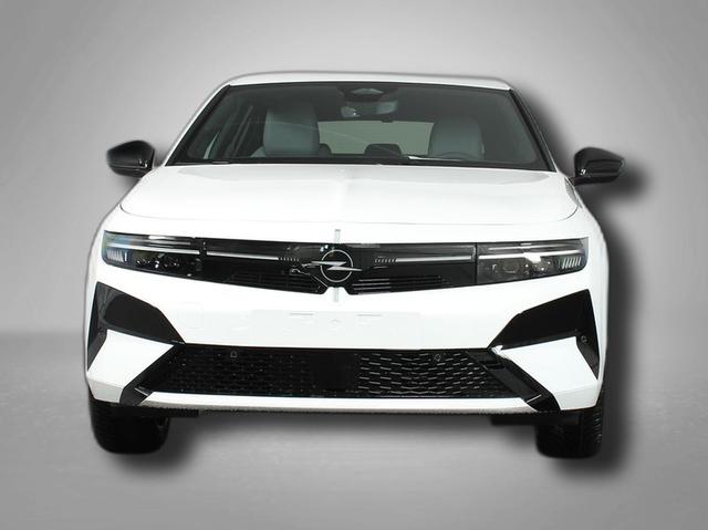 Opel Astra Electric GS 156 PS 