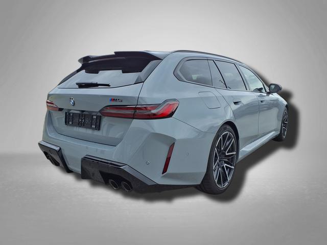 BMW M5 Touring 4.4 8-Gang Steptronic xDrive 