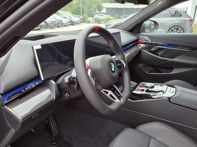 BMW M5 Touring M Steptronic xDrive 