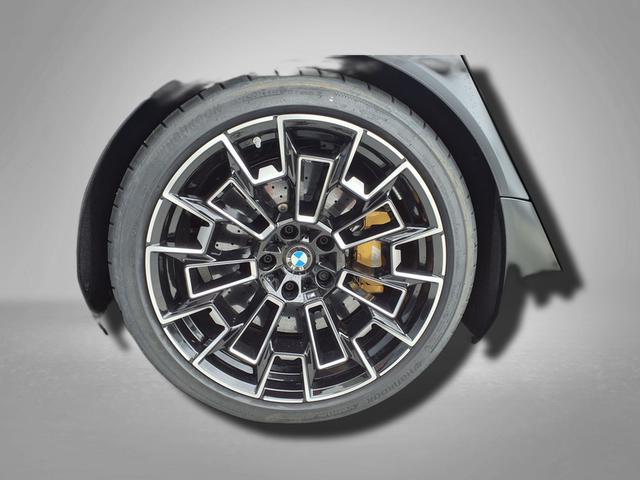 BMW M5 M 4.4 V8 Plug in Hybrid 8-Gang Steptronic 