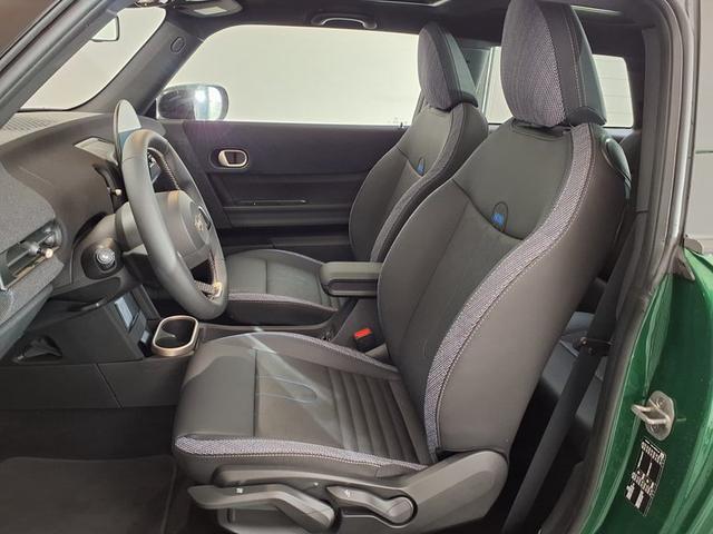 MINI Cooper C Classic Trim 1.5 7-Gang Steptronic 