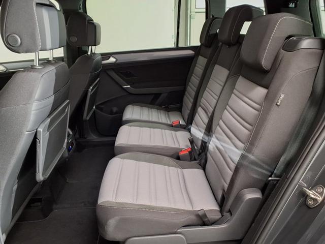 Volkswagen Touran Highline R-Line 2.0 TDI 7-Gang-DSG 