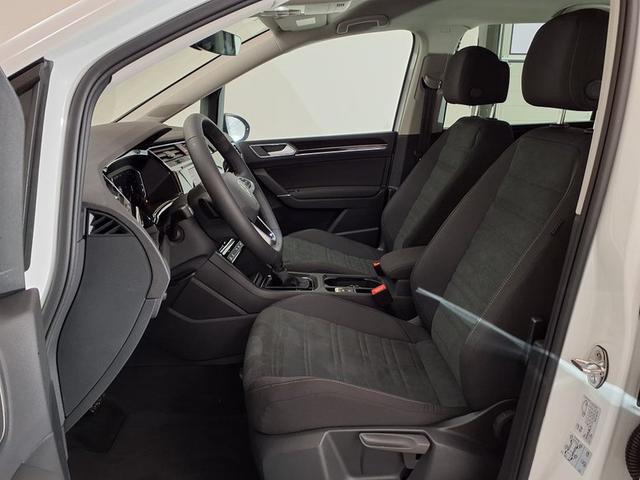 Volkswagen Touran Highline R-Line 1.5 TSI 7-Gang-DSG 