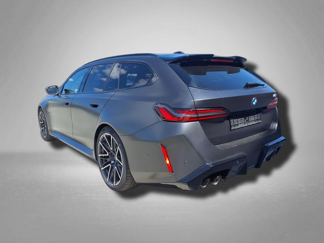 BMW M5 Touring 4.4 8-Gang Steptronic xDrive 