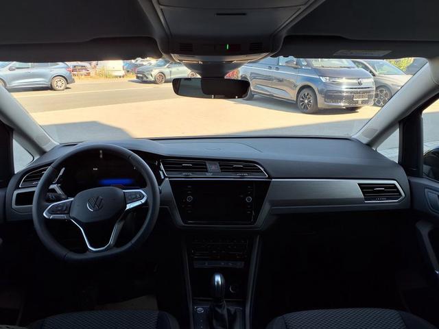 Volkswagen Touran Last Edition 1.5 TSI 7-Gang-DSG 