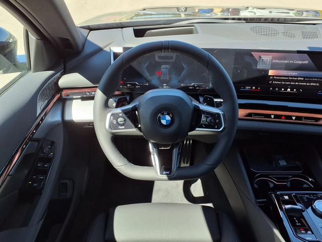 BMW 5er Touring M Sportpaket Pro 540d Steptronic xDrive 